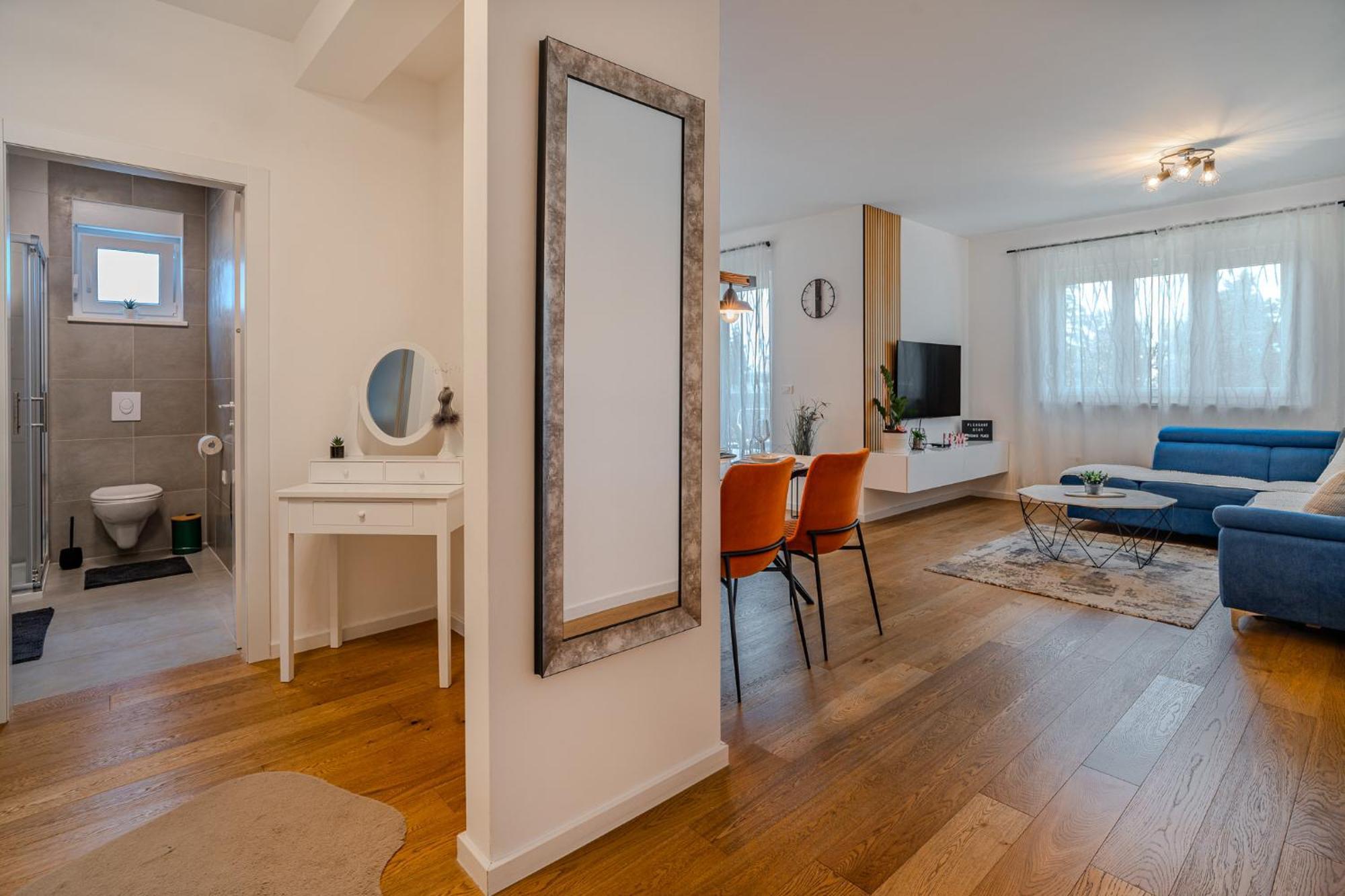 Korina Apartment - Free Private Parking Zára Kültér fotó